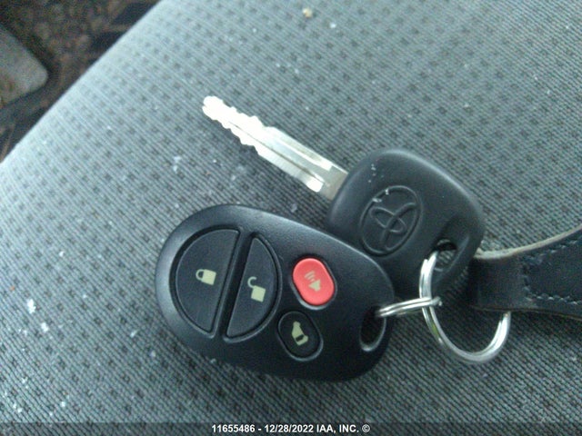 Продажа на аукционе авто 2004 Toyota Sienna Ce/le, vin: 5TDZA23C94S073781, номер лота: 11655486