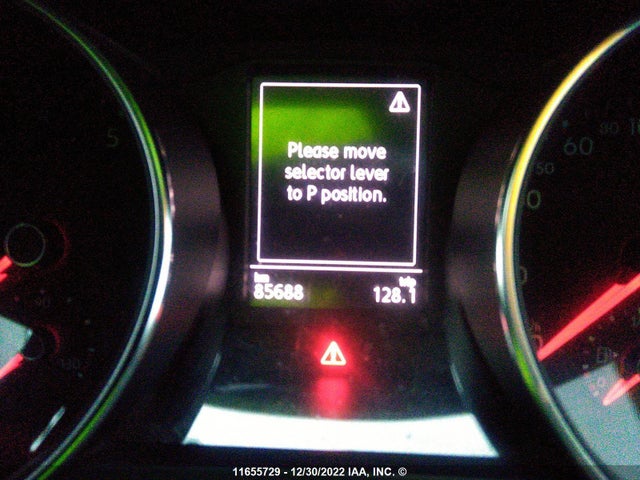 3VV0B7AX5JM119144 Volkswagen TIGUAN S