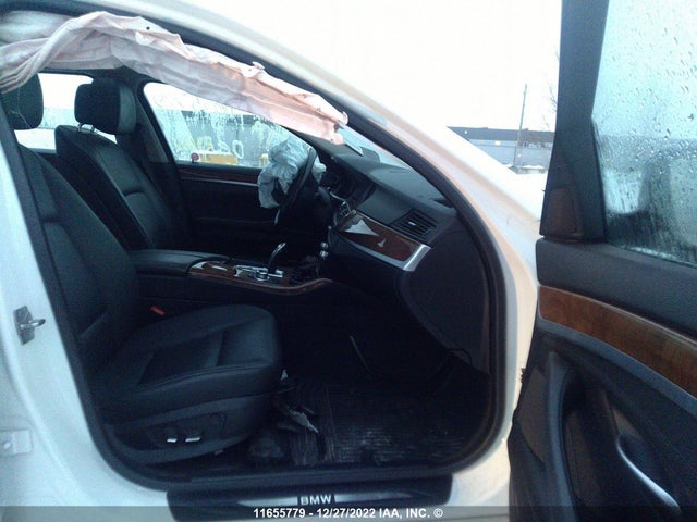 WBAXH5C59CDW06256 BMW 528 XI