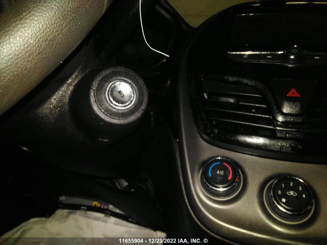 Chevrolet SPARK 1LT 2020 KL8CD6SA0LC402512 Image 3