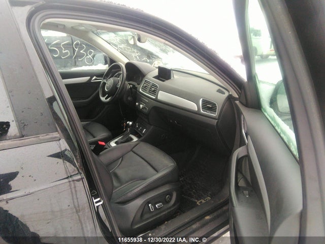WA1BFCFS2GR010207 Audi Q3 Premium Plus