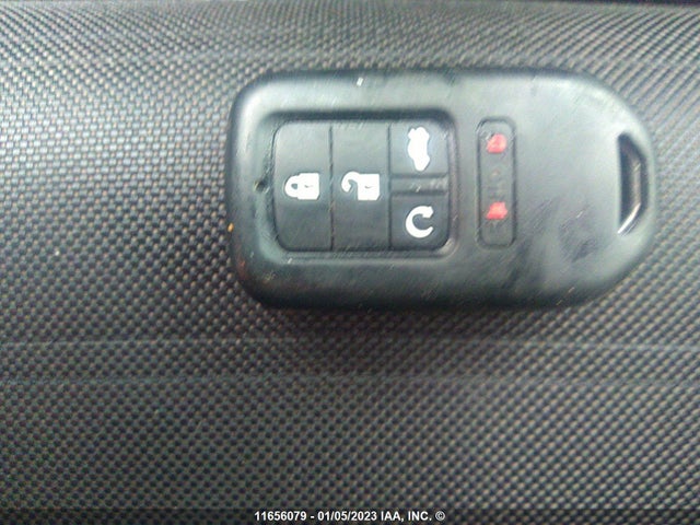 Honda CR-V 2019 2HKRW2H52KH120082 Image 3