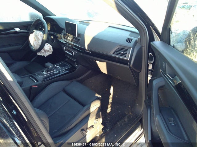 WA1ENAFY2L2023115 Audi Q5 Titanium Premium Plus