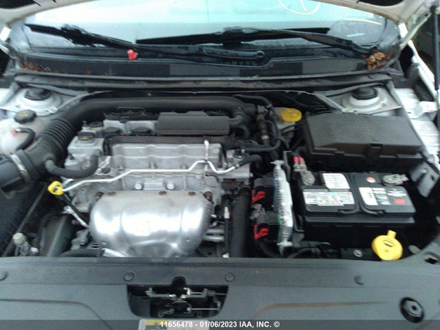 1C3CCCFB1FN623447 Chrysler 200 LX