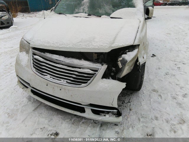 2C4RC1CG5ER351707 Chrysler Town & Country Touring L