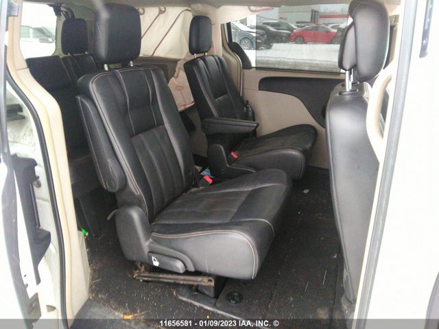 2C4RC1CG5ER351707 Chrysler Town & Country Touring L