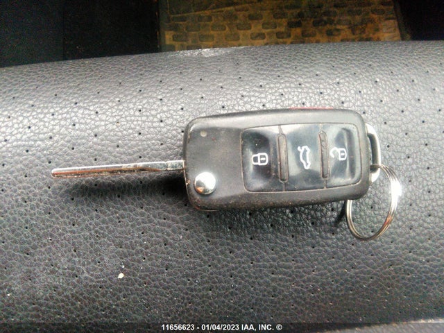 WVGJV7AX3GW066023 Volkswagen Tiguan Comfort/high/r-line/sp Ed