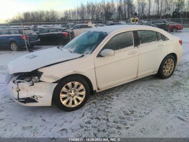 1C3CCBAB4DN634330 Chrysler 200 LX