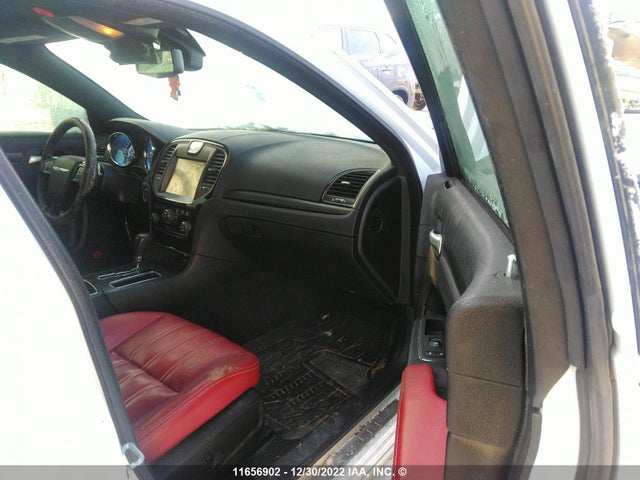 2C3CCABT6DH627745 Chrysler 300 S