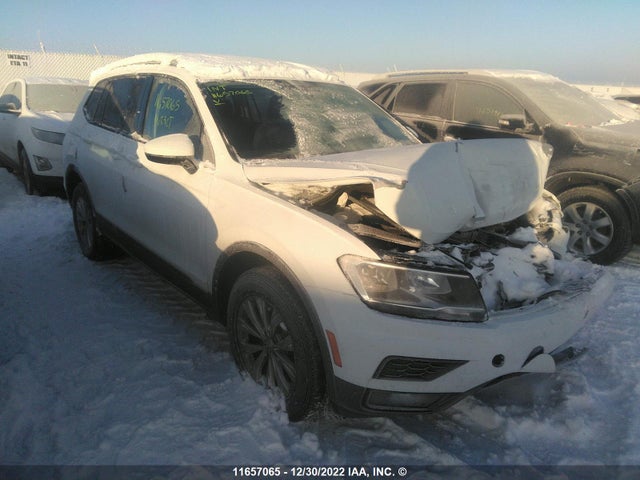 Volkswagen TIGUAN S 2018 3VV0B7AX5JM040153 main image