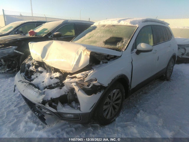 Volkswagen TIGUAN S 2018 3VV0B7AX5JM040153 Image 2