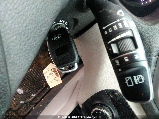 Hyundai TUCSON SE 2016 KM8J23A48GU231891 Image 3
