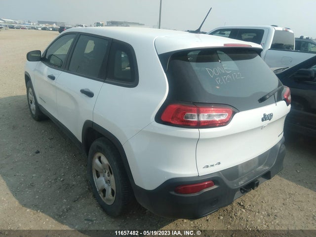 1C4PJMAS5FW729815 Jeep Cherokee Sport
