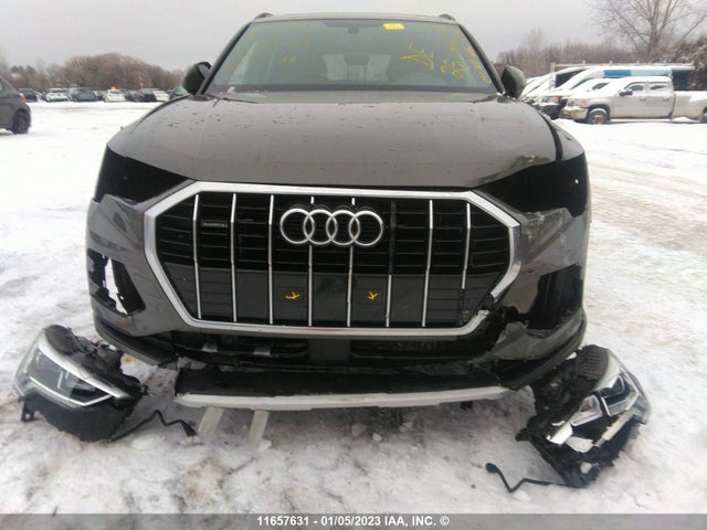 WA1AECF38M1026042 Audi Q3 Komfort 45