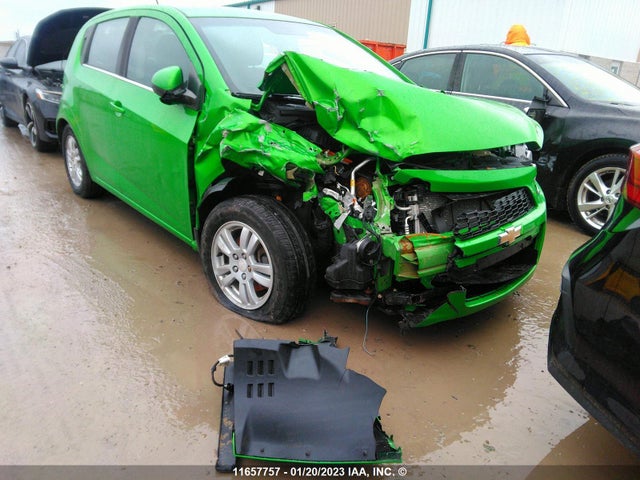 Chevrolet Sonic 2016 1G1JC6SH0G4106655 Image 6