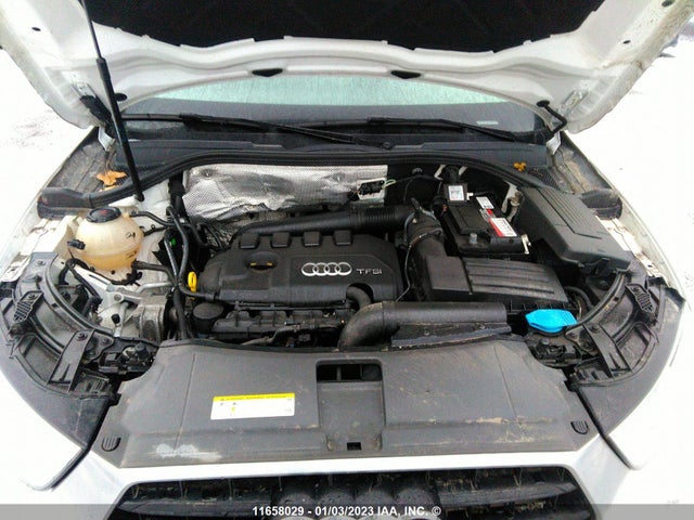 WA1ECCFSXJR035479 Audi Q3 PREMIUM