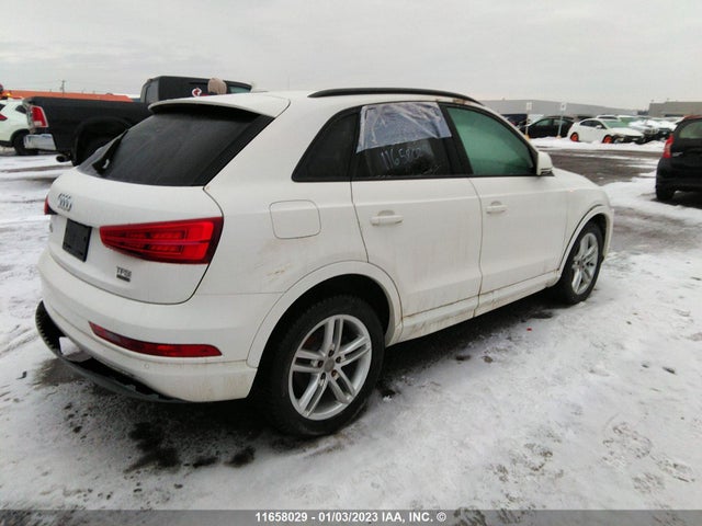 WA1ECCFSXJR035479 Audi Q3 PREMIUM