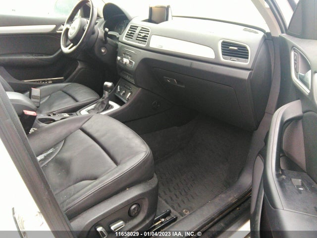WA1ECCFSXJR035479 Audi Q3 PREMIUM