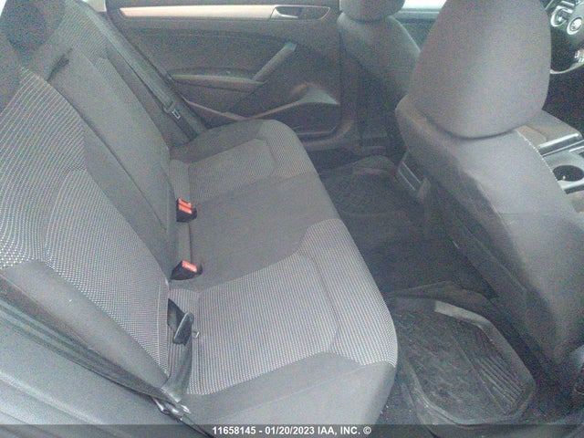 1VWAS7A32GC041140 Volkswagen Passat S/r-line