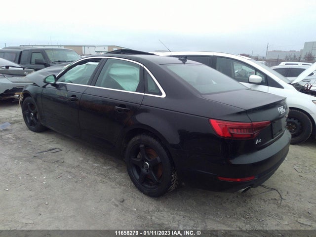 WAUANAF4XHN011735 Audi A4 PREMIUM