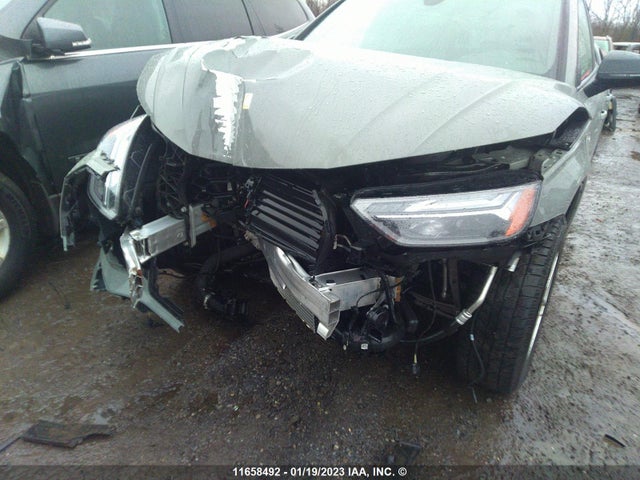 WA1EAAFY4N2115504 Audi Q5 Premium Plus 45