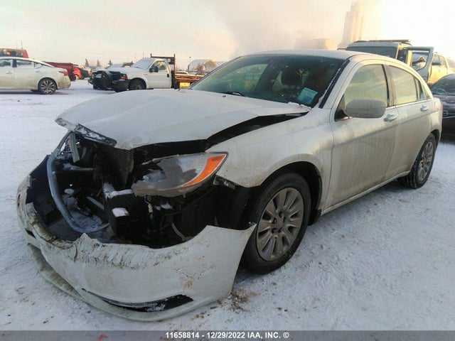1C3CCBAB0EN229387 Chrysler 200 LX