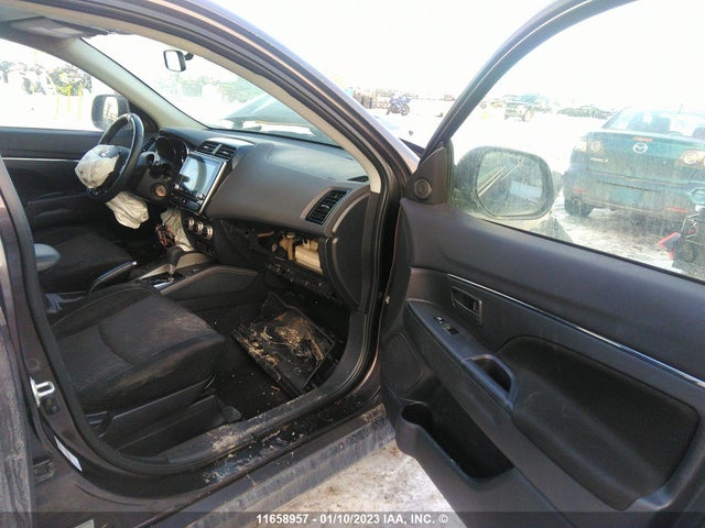 JA4AJ3AU1LU604765 Mitsubishi RVR ES