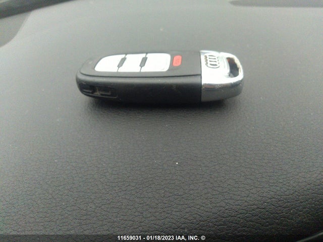 Audi A4 Premium Plus 2014 WAUFFCFL9EN020332 Image 3