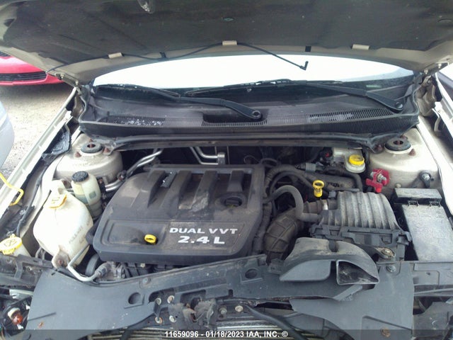 1C3CCBAB2DN636416 Chrysler 200 LX