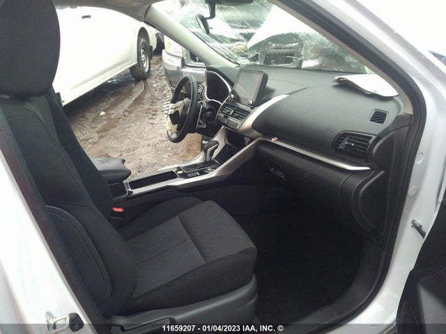 JA4ATVAA1NZ614780 Mitsubishi Eclipse Cross Le