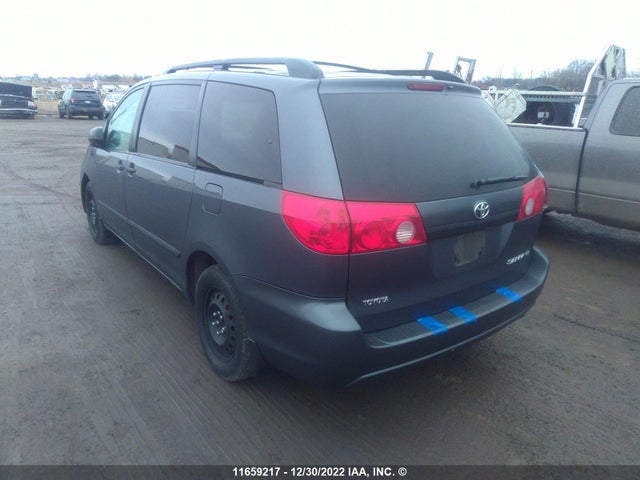Toyota SIENNA CE 2010 5TDZK4CC0AS289457 Image 4