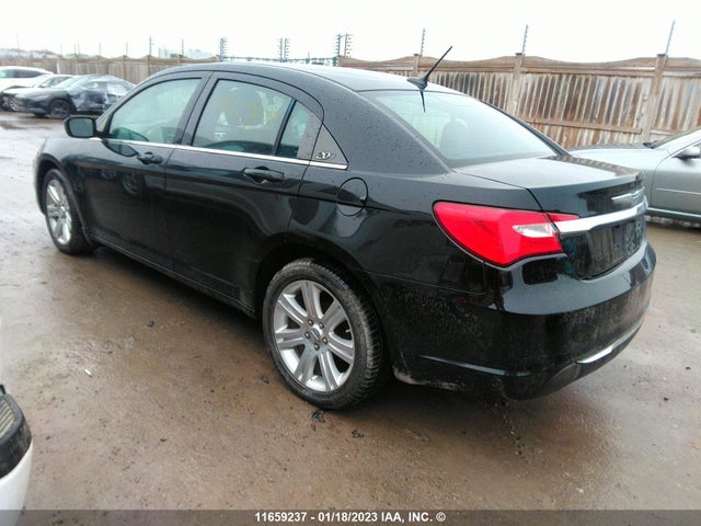 1C3CCBBB6DN673807 Chrysler 200 Touring