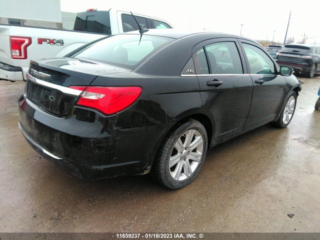 1C3CCBBB6DN673807 Chrysler 200 Touring