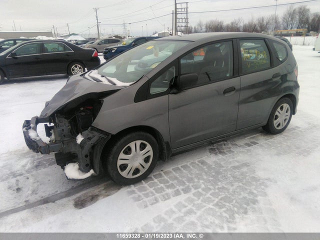 Honda Fit 2011 JHMGE8G32BC801656 Image 2