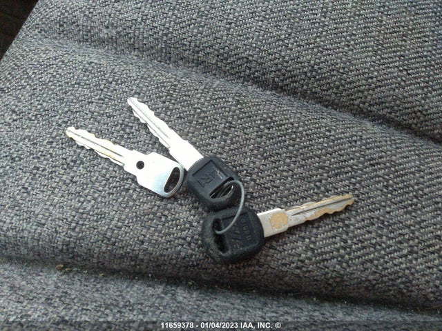 Chevrolet Cavalier 2004 1G1JC12F747334857 Image 3