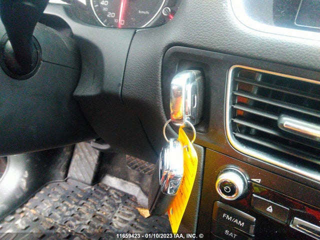 WA1LFCFPXEA051017 Audi Q5 Premium Plus