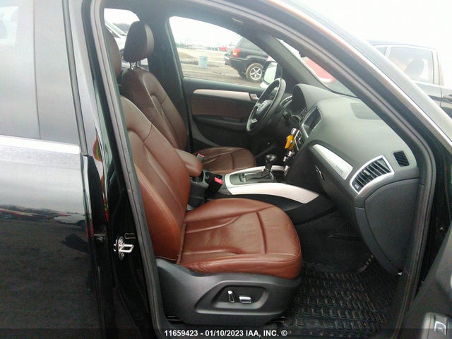 WA1LFCFPXEA051017 Audi Q5 Premium Plus