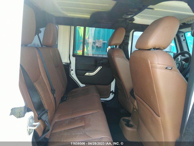 1C4HJWEGXJL915236 Jeep Wrangler Unlimited Sahara