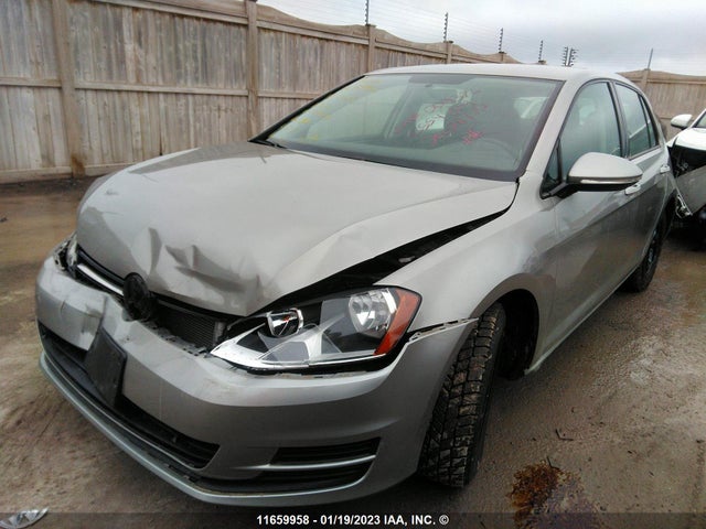 3VW217AU9HM009379 Volkswagen Golf S/wolfsburg/se/sel