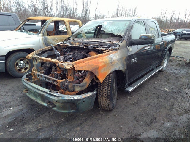 RAM 1500 Laramie 2016 1C6RR7NM8GS267913 Image 2