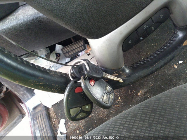 Chevrolet SILVERADO 1500 2008 2GCEK190681155595 Image 3
