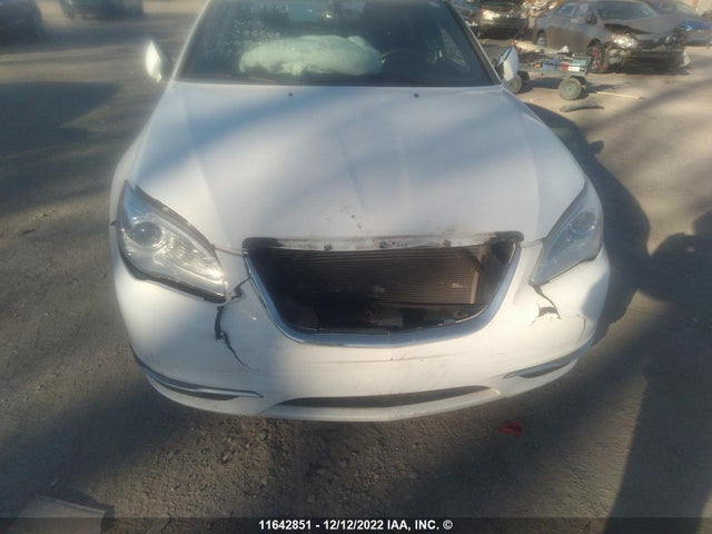 1C3CCBAB1CN296545 Chrysler 200 LX