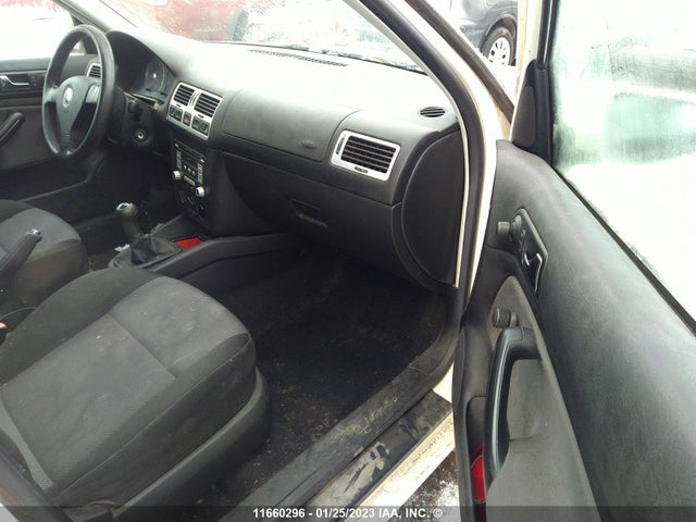 Volkswagen City Jetta 2008 3VWTK49M08M650697 Image 6