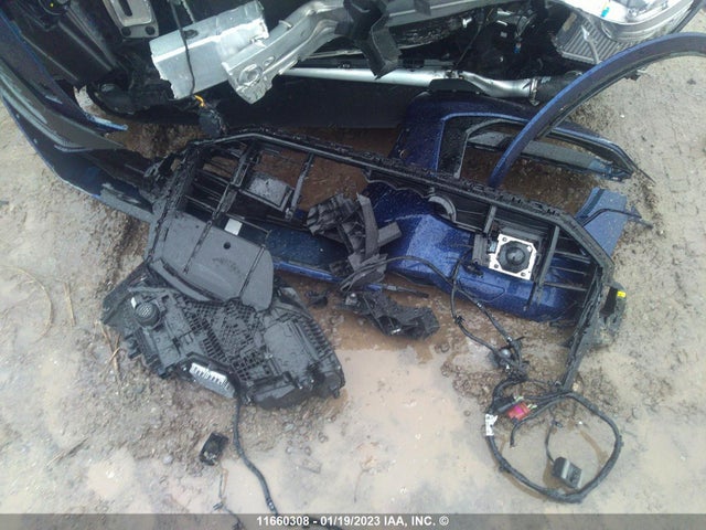 WA1WXBF78ND008234 Audi Q7 Technik