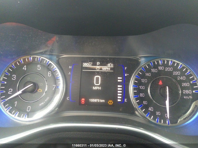 1C3CCCFB4FN600924 Chrysler 200 LX