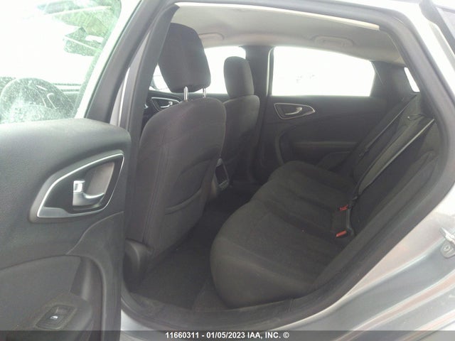 1C3CCCFB4FN600924 Chrysler 200 LX
