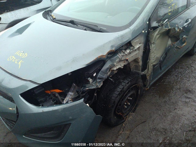 Hyundai ELANTRA GT 2014 KMHD25LH8EU192838 Image 7