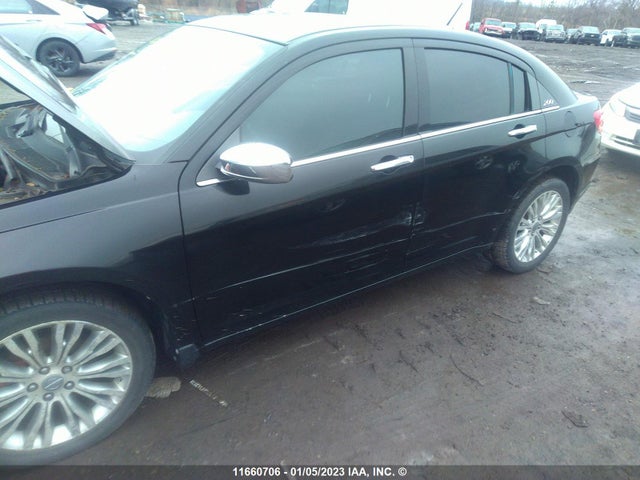 1C3BC2FG4BN596398 Chrysler 200 Limited