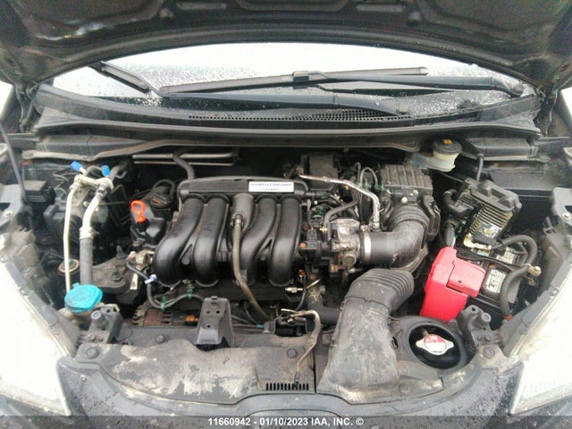 Honda FIT LX 2017 3HGGK5G54HM102712 Image 11