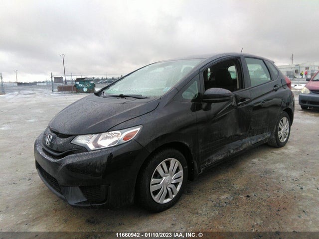 Honda FIT LX 2017 3HGGK5G54HM102712 Image 2